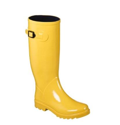coraline yellow raincoat and boots